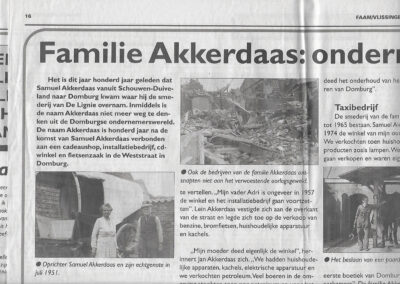 Krantenknipsel over Akkerdaas Domburg