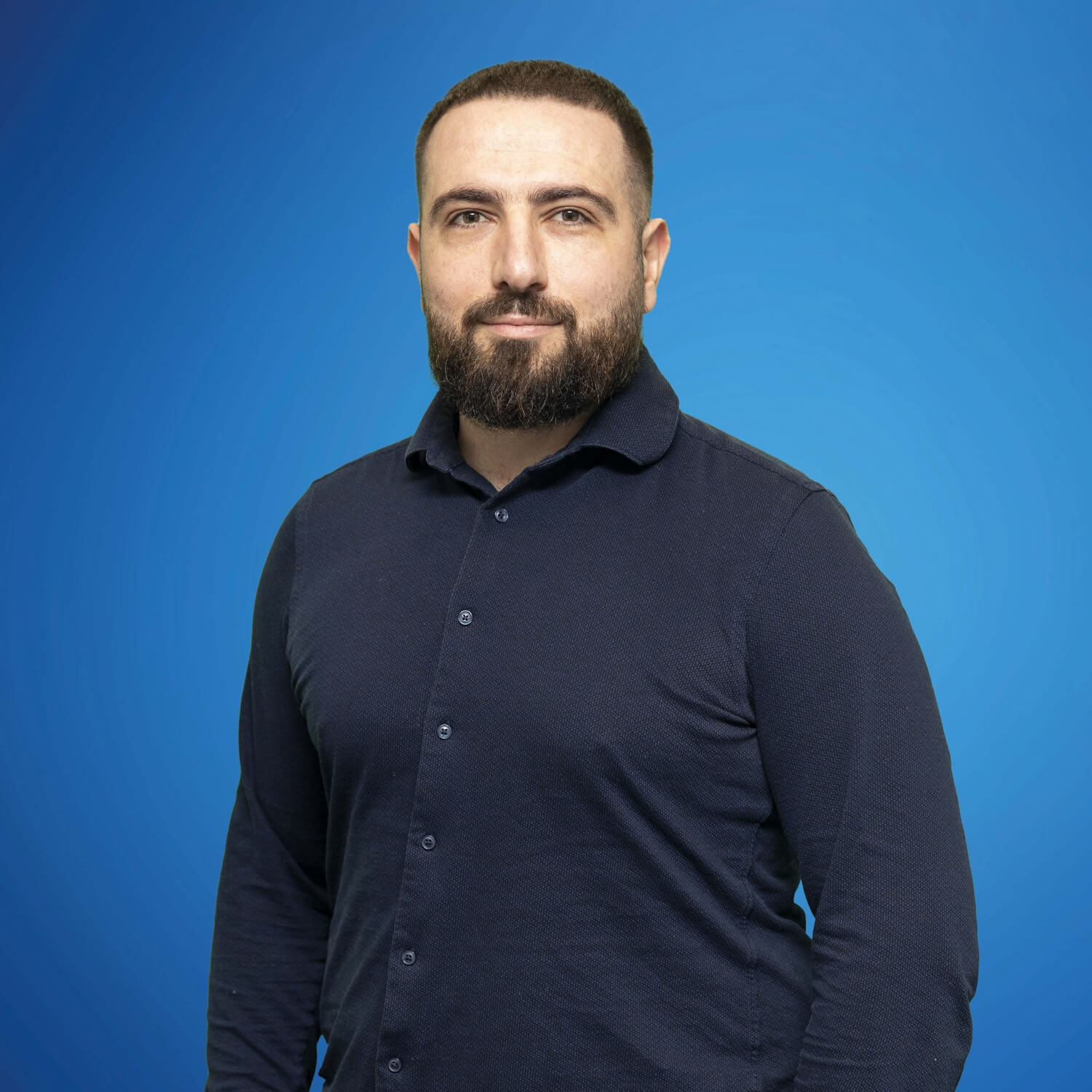 Nwer Petrov